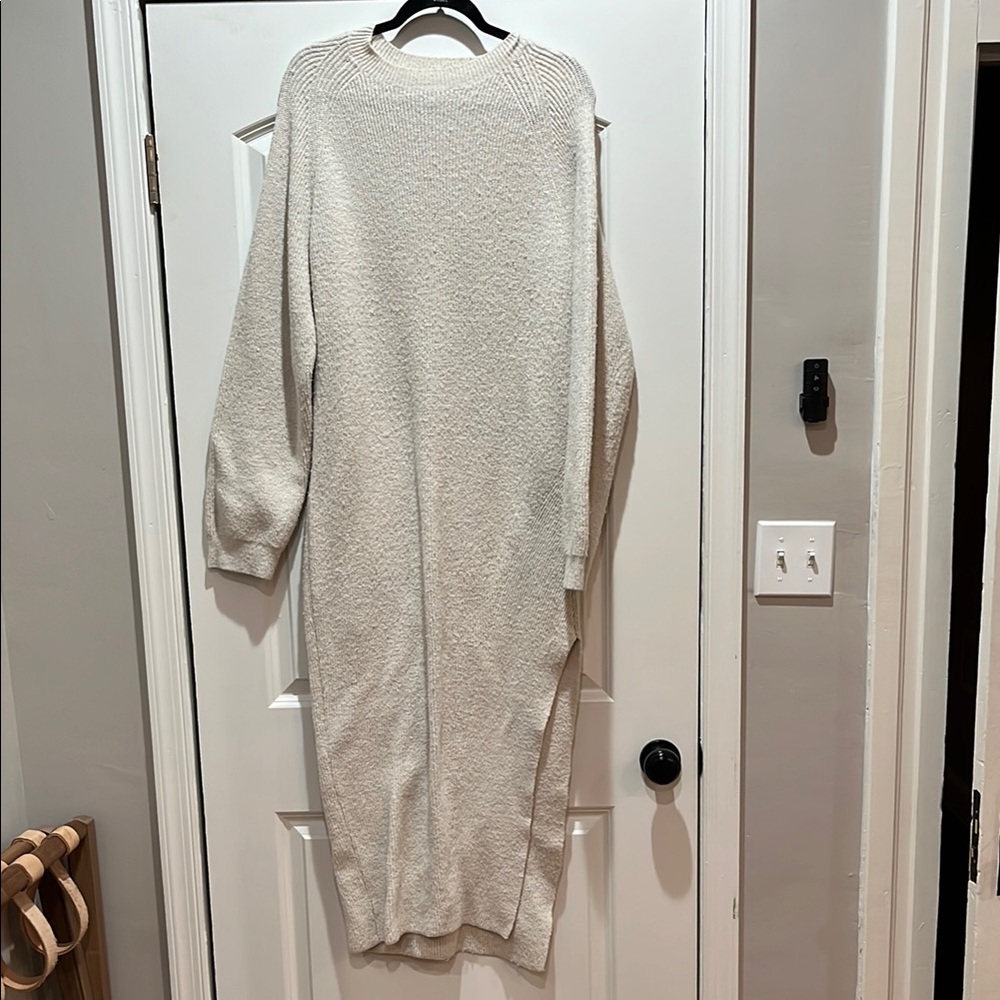 Elegant Cream Knit Dress